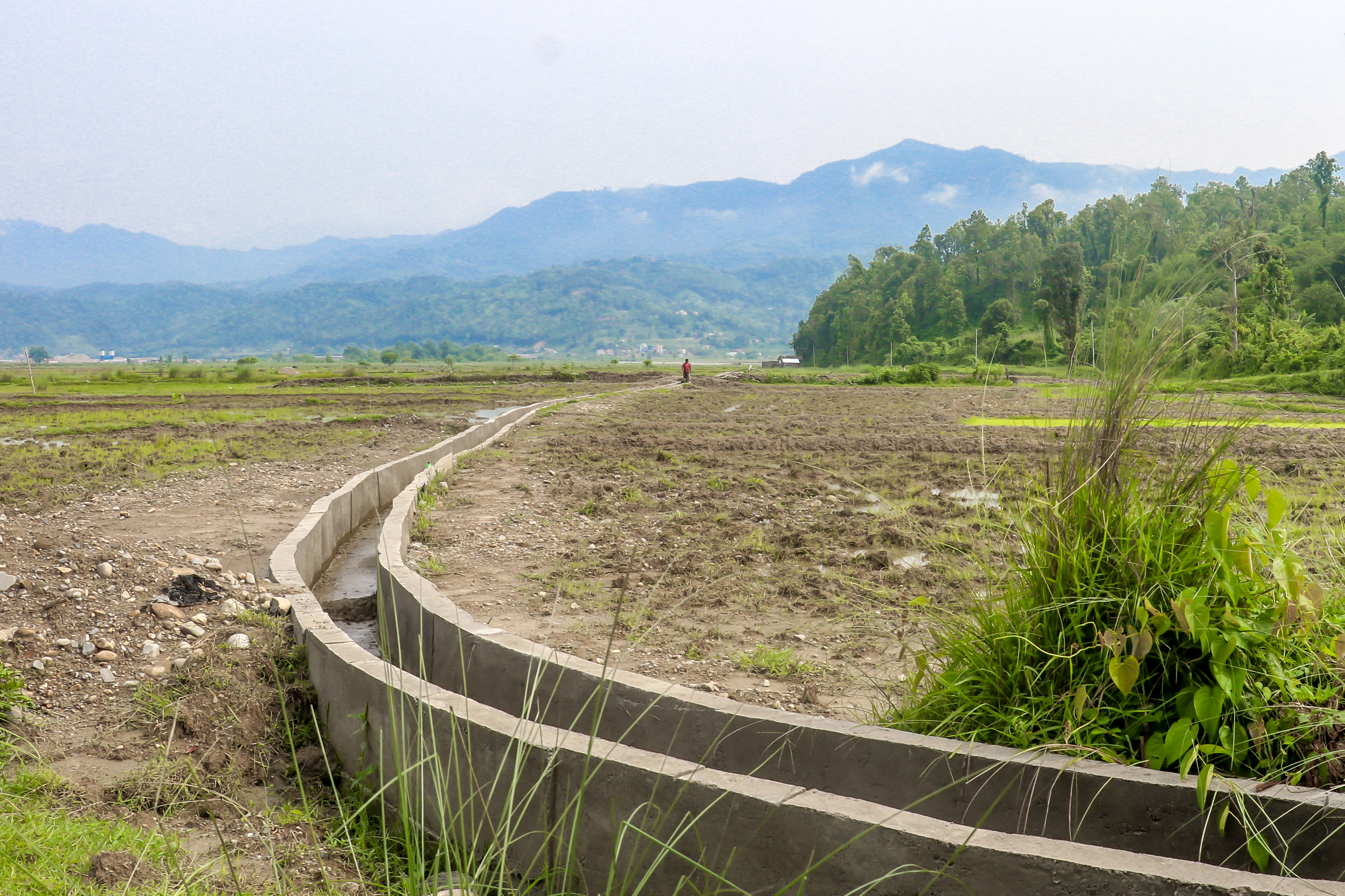 Irrigation canal